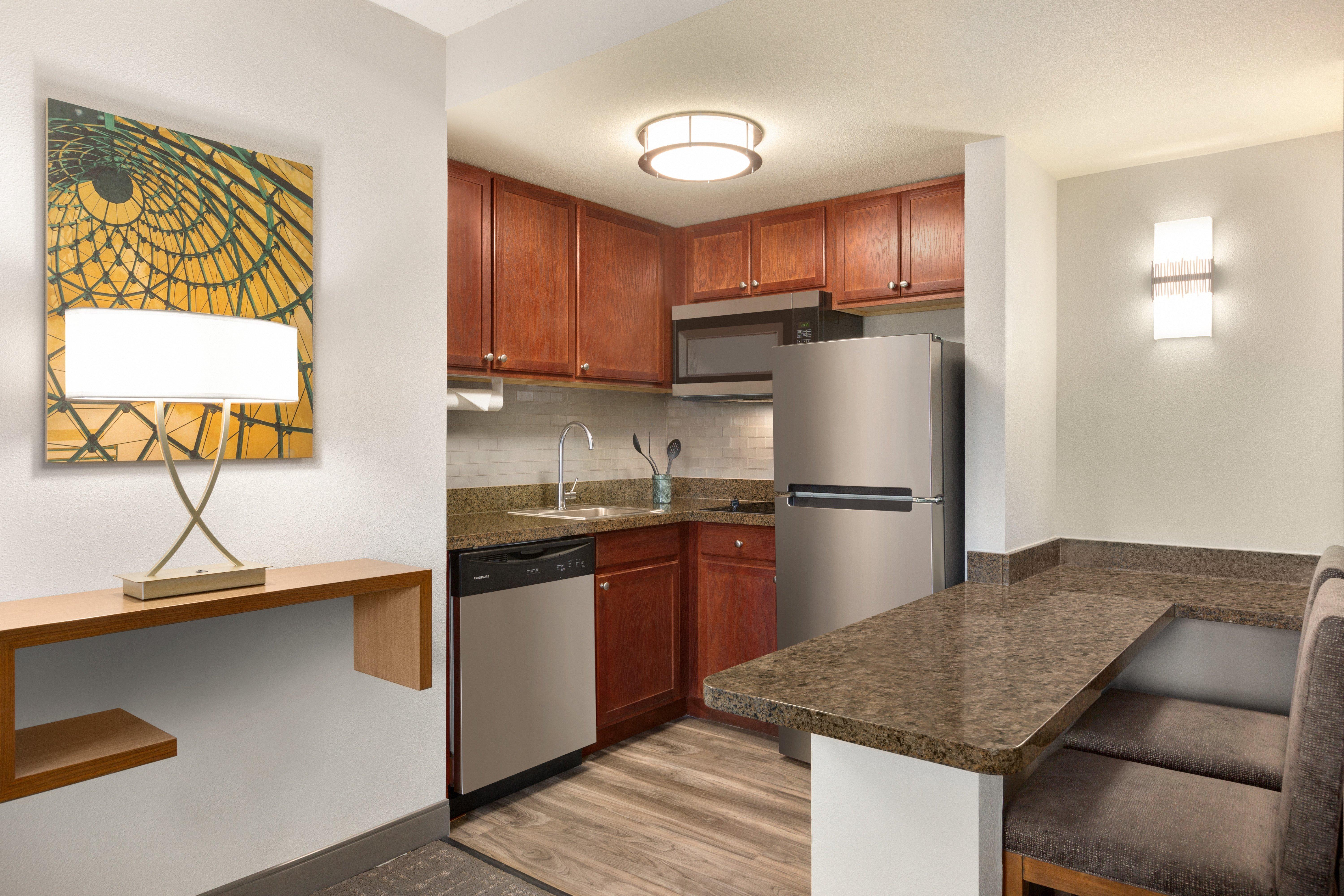 Staybridge Suites Tampa East- Brandon By Ihg Mango Exteriör bild