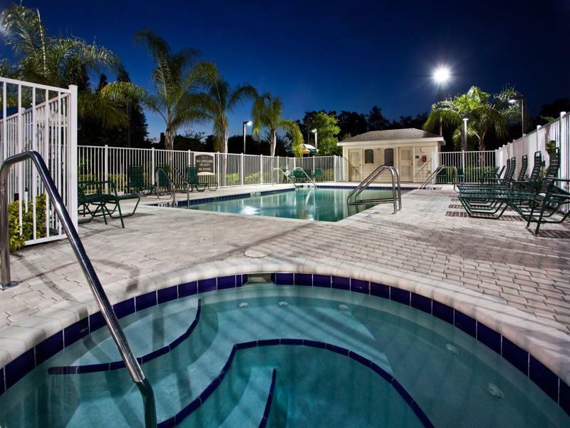 Staybridge Suites Tampa East- Brandon By Ihg Mango Exteriör bild